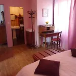 Maison D'hotes Les Belles De Mai Oda ve Kahvaltı 3*