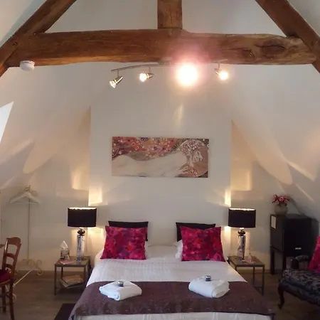 Bed & Breakfast Les Belles De Mai 3*