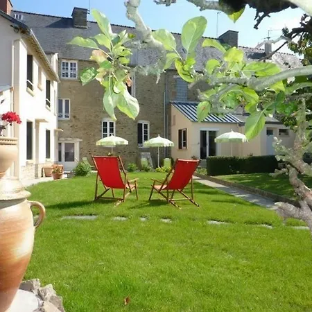 Oda ve Kahvaltı Maison D'hotes Les Belles De Mai Pontorson