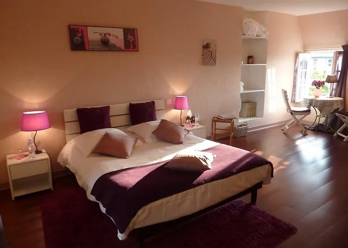 Les Belles De Mai 3* Pontorson